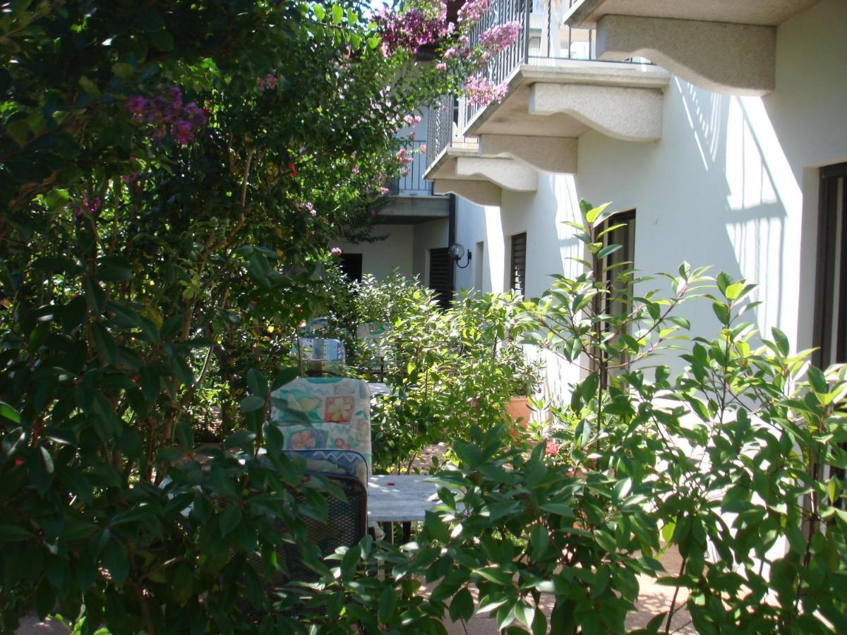 Hotel Al Fiume Tegna Quarto foto